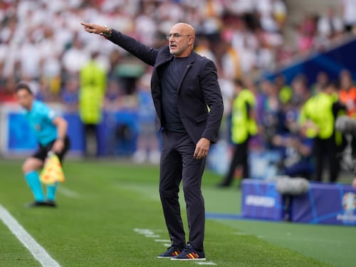De La Fuente paterno, Scaloni concreto