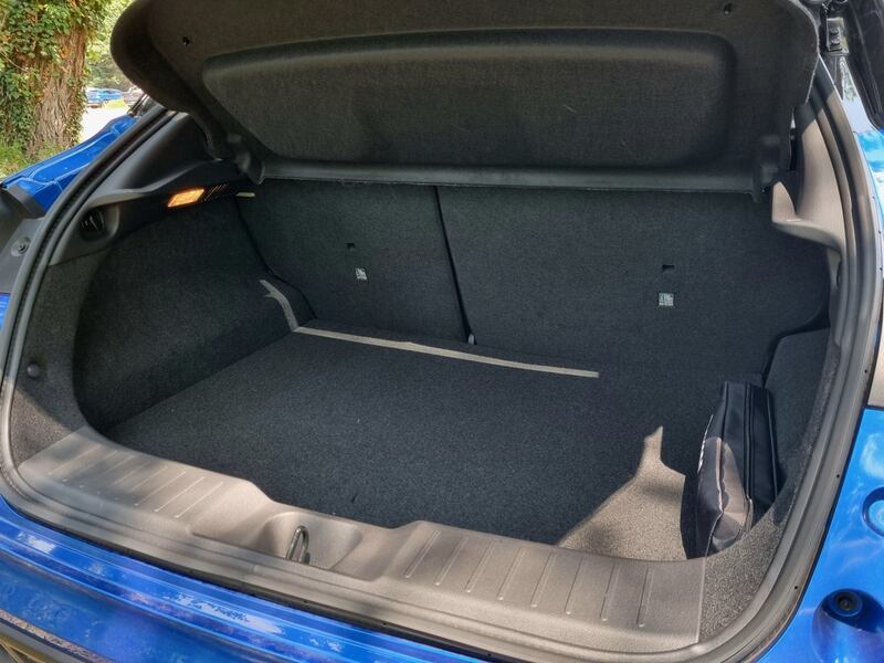 Nissan Jukel Hybrid prova su strada: guarda le foto 15