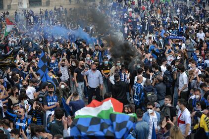 Inter, i festeggiamenti in Piazza Duomo 13