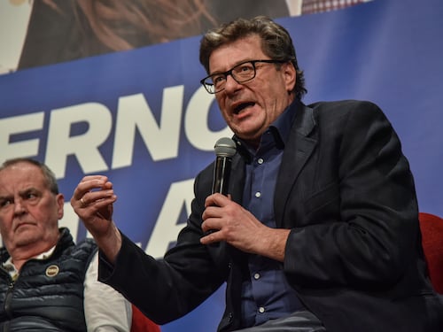 Giorgetti convoca per domani le parti sociali. Forza Italia prepara maxi-emendamento