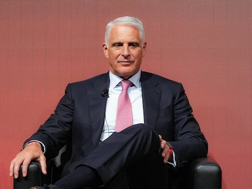 Ok della Bce, Unicredit trova altri 1,6 miliardi per il risiko