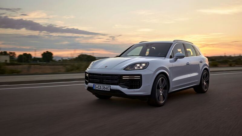 Porsche Cayenne Turbo E-Hybrid, guarda la gallery 6