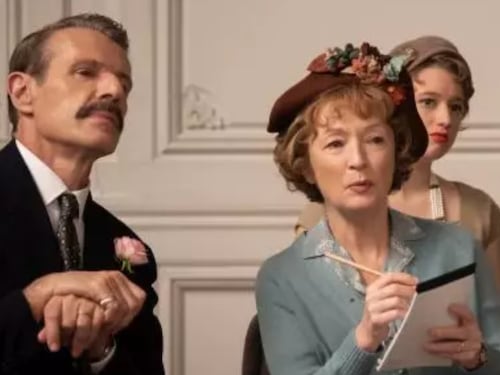 La signora Harris va a Parigi: il libro è sempre più bello del film?