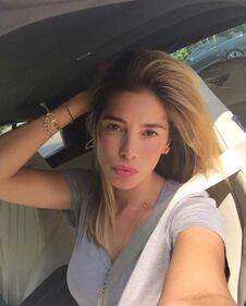 Aida Yespica, il seno esplode su Instagram 23