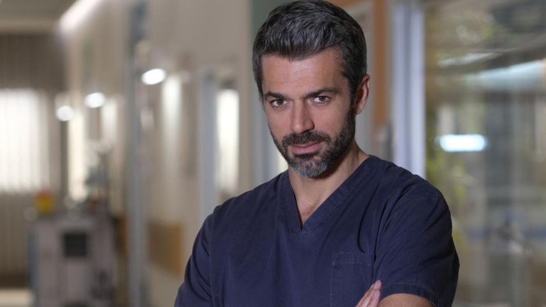 Luca Argentero reindossa il camice di "Doc", la prima serie che parla della pandemia