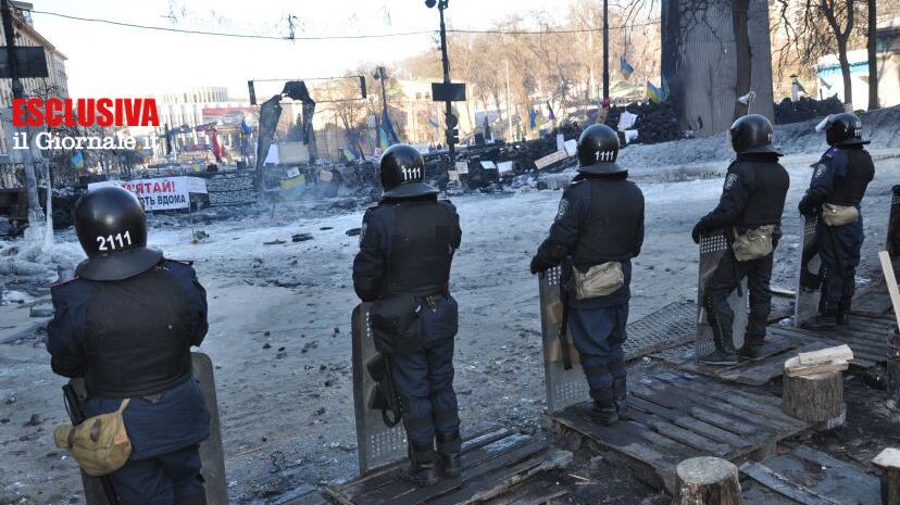Le aquile del regime di Kiev: "I cattivi non siamo noi"