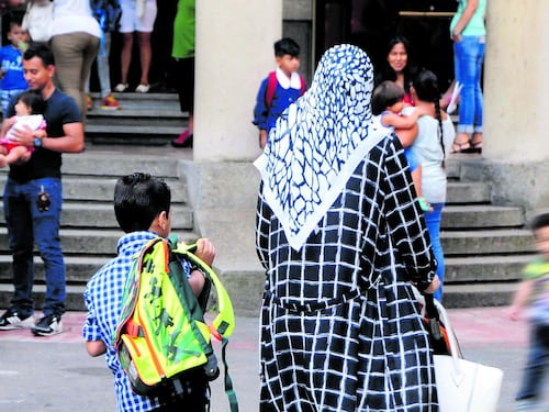 Scuole ghetto e centri giovani chiusi. "A San Siro anche il Comune ha fallito"