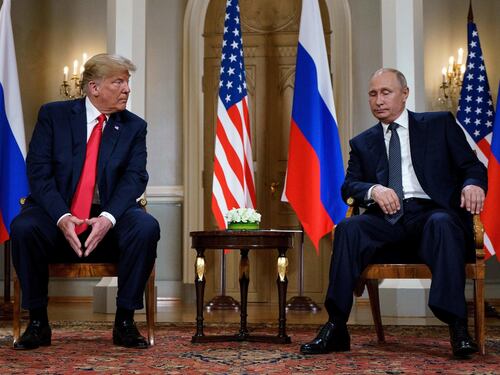 La rivelazione di Trump: "Ho parlato con Putin, voglio porre fine a questa guerra"