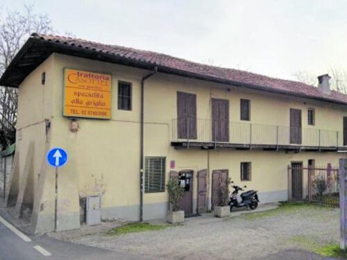 Bando flop per la "Cascina Casotto". La trattoria storica (per ora) è salva
