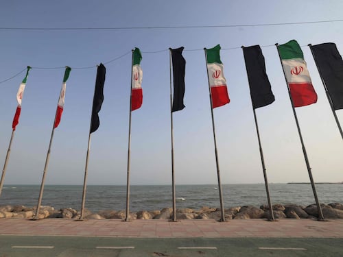 L’Iran pretende i risarcimenti. Ma Donald: “Dovrei chiederli io”