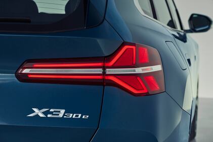 BMW X3 2025: guarda la gallery del SUV premium diesel 13
