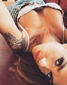 Malena, seno bollente sui social 10