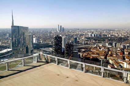 Milano, le panoramiche scattate da Palazzo Lombardia mostrano una città incantevole 2