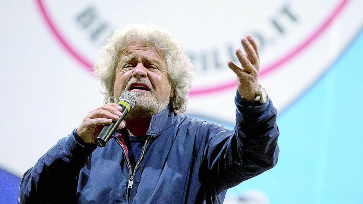 Grillo tiene buoni i ribelli e imbavaglia i giornalisti tv