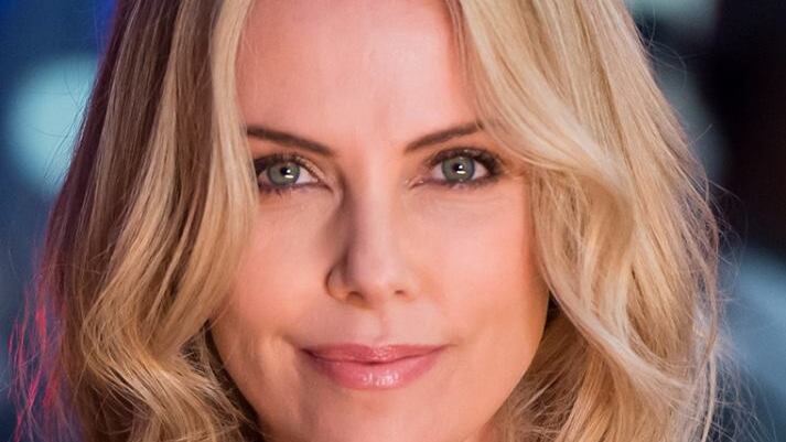 Charlize Theron è stanca di essere single da ben dieci anni