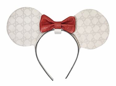 Minnie si veste alla moda per LOVE 9