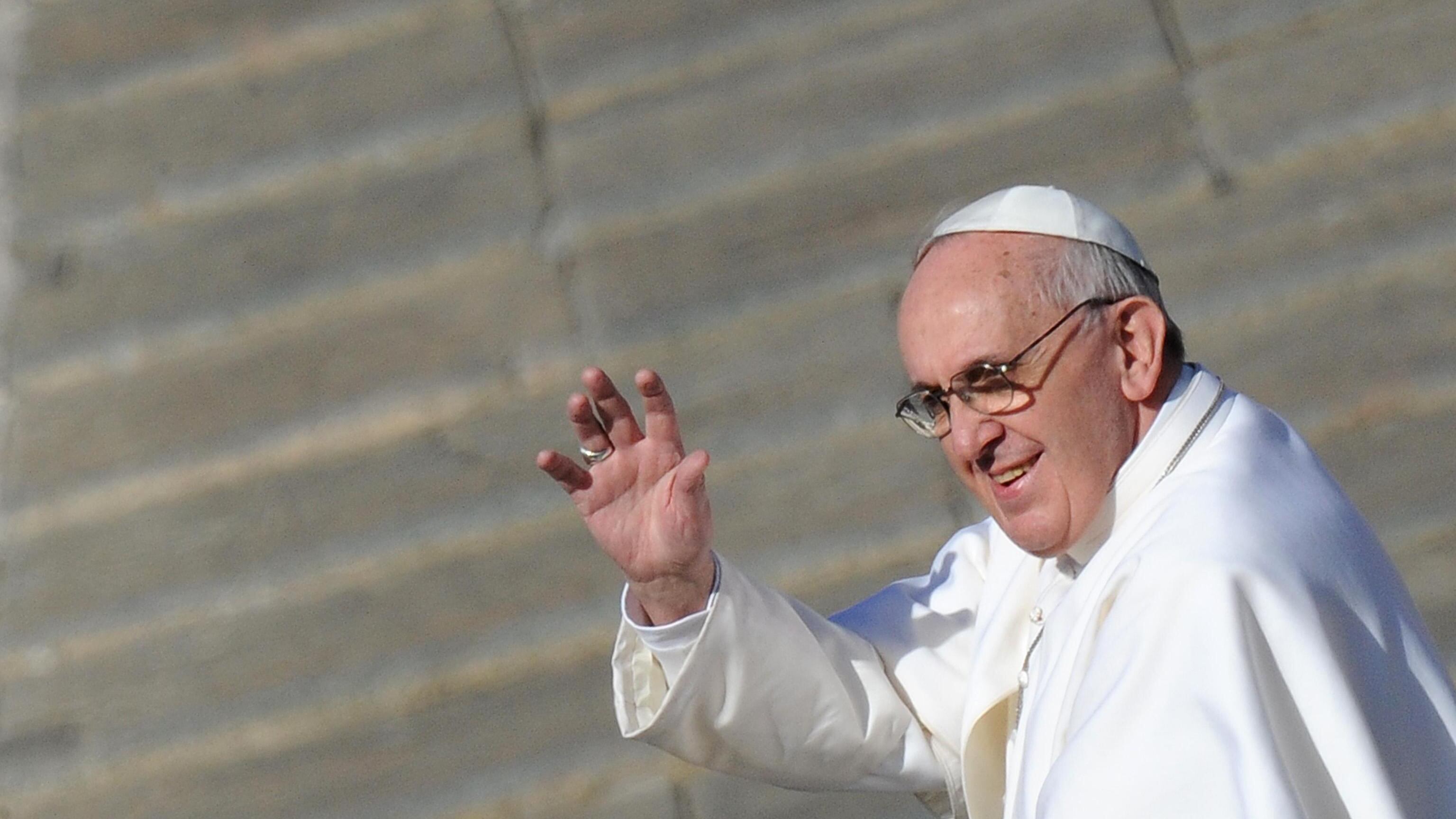La rivelazione choc: "L'elezione di papa Francesco non è valida"