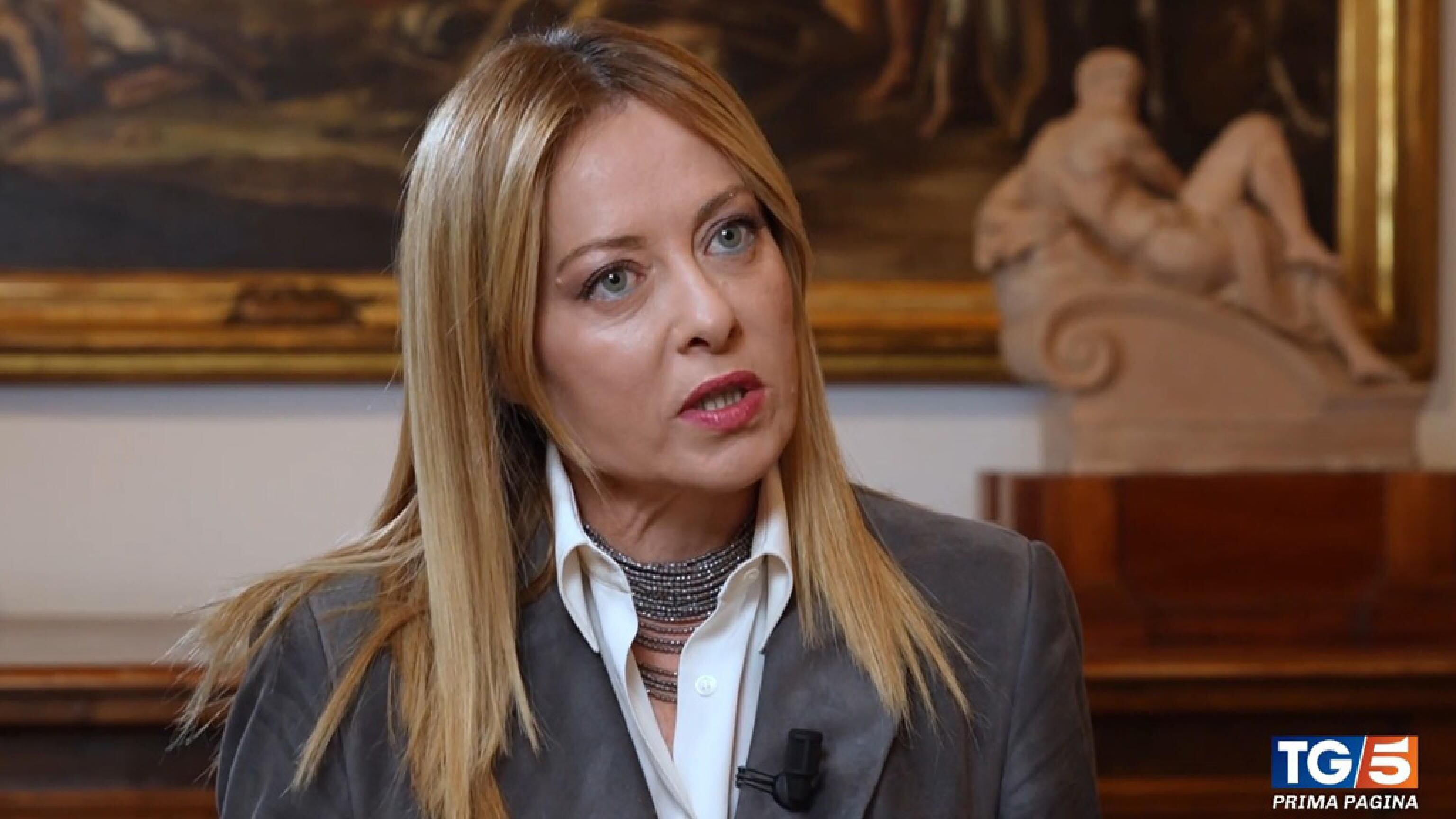 Meloni: "Crisi diritto internazionale figlia della guerra in Ucraina. L'Iran fermi gli attacchi nel golfo"