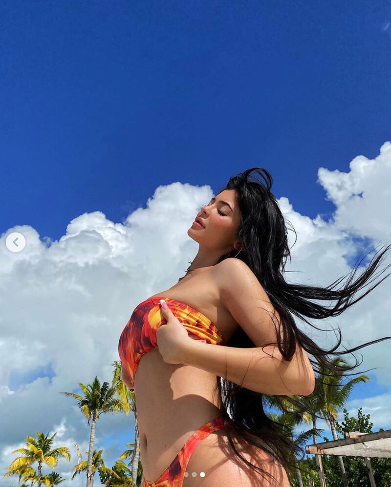 Kim Kardashian e le sorelle su Instagram, foto 4