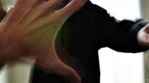 Tenta di uccidere la moglie, arrestato un uomo dai carabinieri