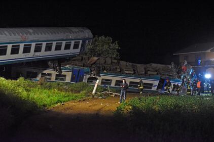 Treno contro un Tir nel Torinese
