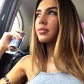 Michelly Sander infiamma Instagram: gli scatti sexy di Lady Petagna 10