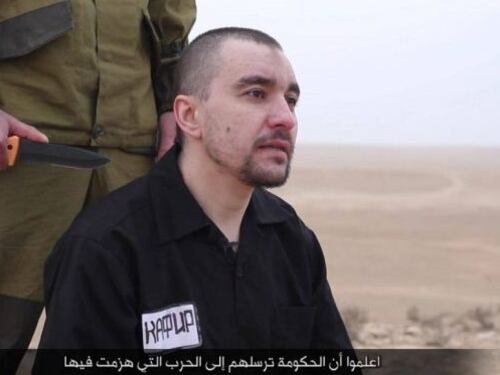 Isis sgozza ufficiale russo, ma Mosca smentisce