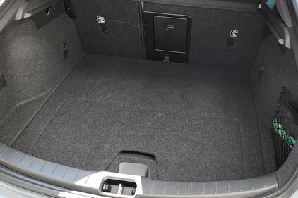 Polestar 2 (MY24): guarda tutte le foto 10