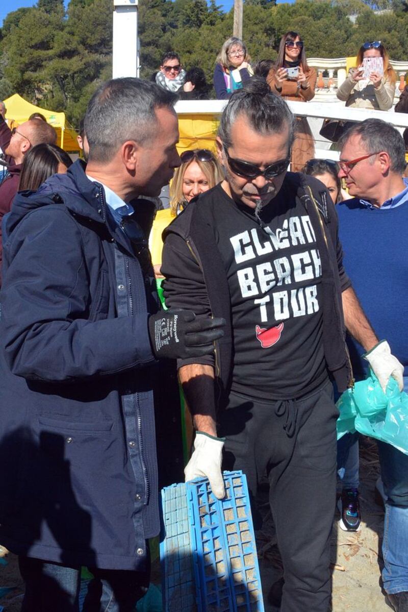 Piero Pelù a Sanremo inaugura il Clean Beach Tour 7