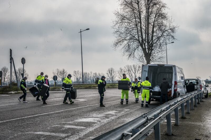 Emergenza coronavirus, scambio di beni al checkpoint di Codogno 20