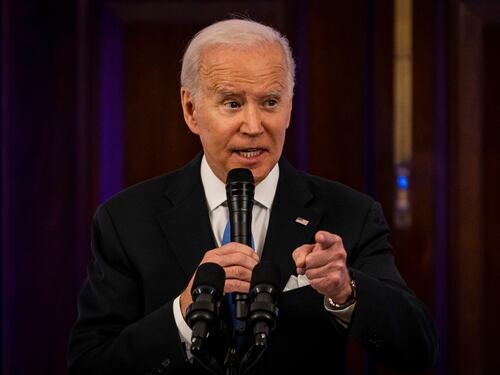 Ipotesi cyberattacco. Ma Biden "smonta" sospetti e complotti. Tecnologia nel mirino