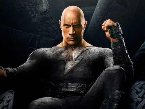 “Black Adam”, il debutto di The Rock nel mondo dei cinecomic delude