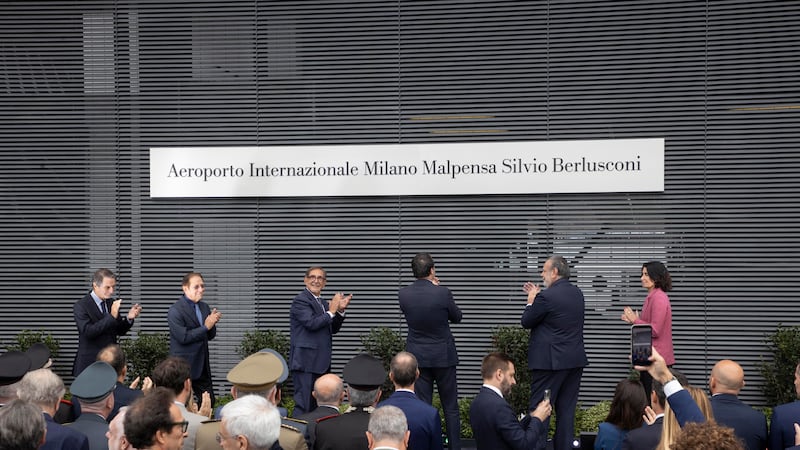 Malpensa intitolato a Silvio Berlusconi, la solita sinistra anti Cav diserta e protesta