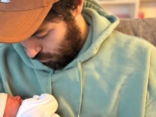 Riccardo Zanotti dei Pinguini Tattici Nucleari è diventato papà: ecco il tenero annuncio
