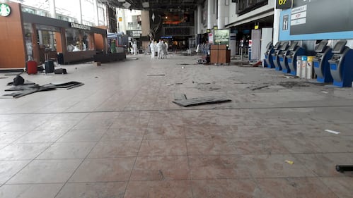 La devastazione a Zaventem dopo l'attentato jihadista 5