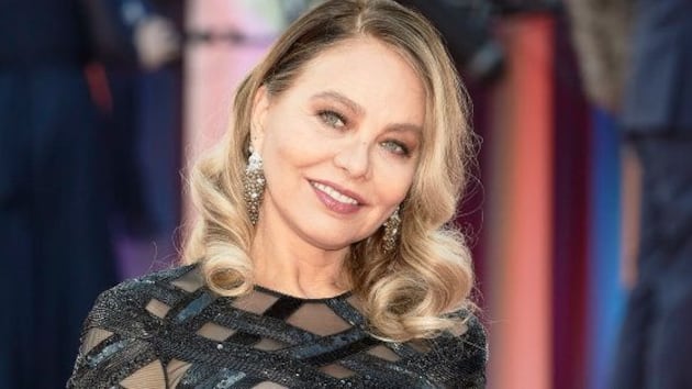 "Era da Putin non a teatro". Ornella Muti condannata