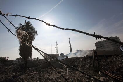 Attacco aereo israeliano su Gaza 9