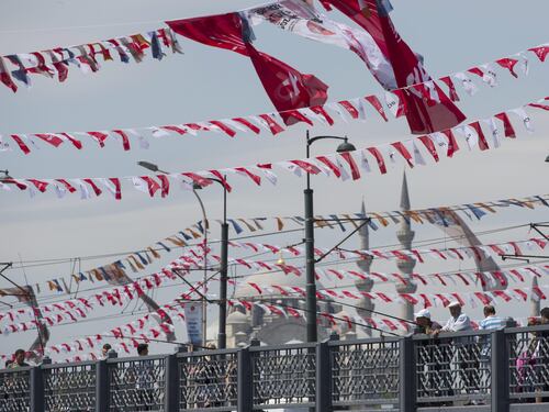 Nuove accuse alla Turchia: jihadisti trasportati in Siria dall'intelligence