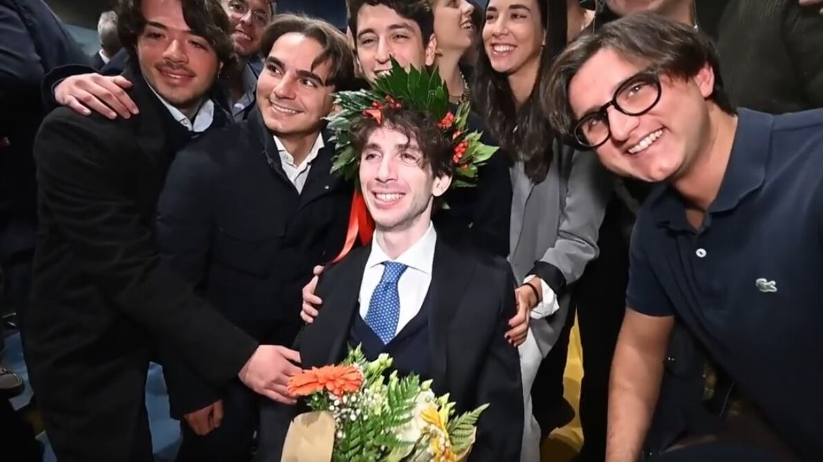 La rivincita di Mauro Glorioso, lo studente colpito dalla bicicletta si è laureato in Medicina