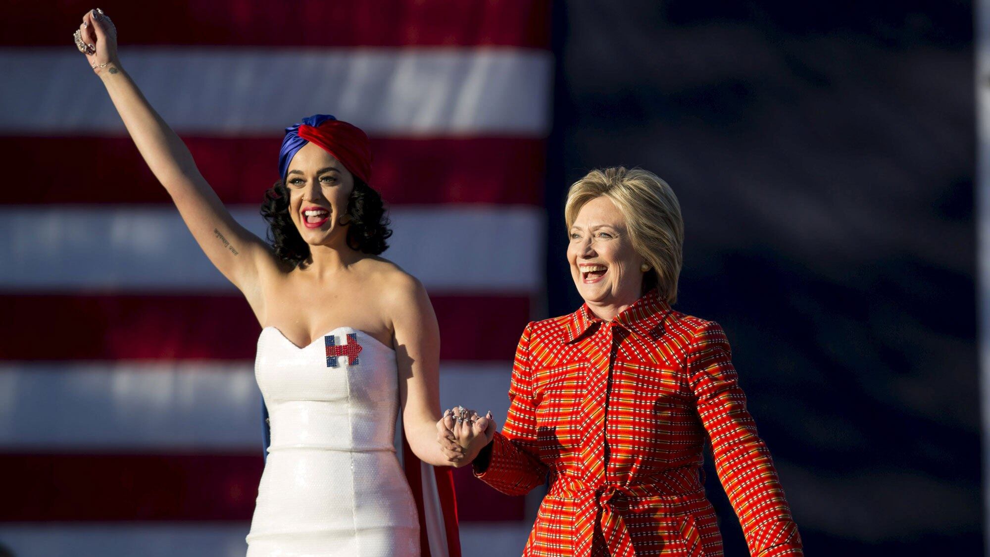 Twitter listato a lutto per Katy Perry dopo la sconfitta di Hillary Clinton