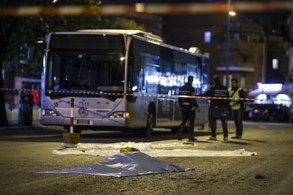 Roma, rom travolgono passanti: 1 morto, 7 feriti 1