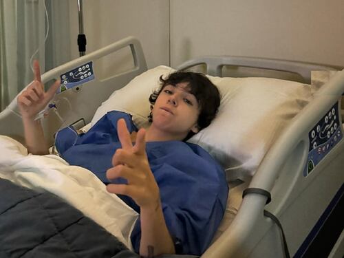 "Ci sentiremo meno spesso". Ariete in ospedale: cosa è successo
