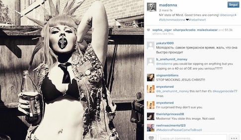 Madonna topless su Instagram 7