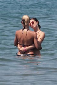 Aurora Ramazzotti con il bodyguard a Milano 47