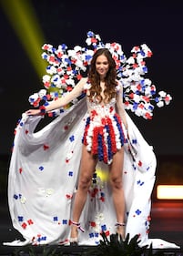 Miss Universo 2018, sfila la bellezza dei Paesi 4