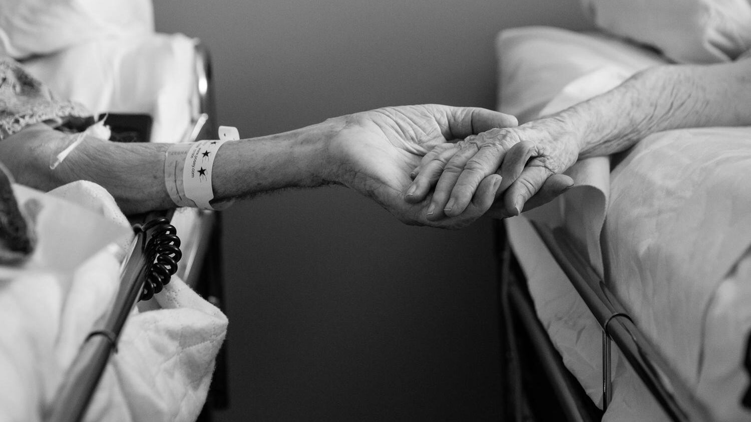 "Non vogliamo restare soli". Eutanasia di coppia in Belgio