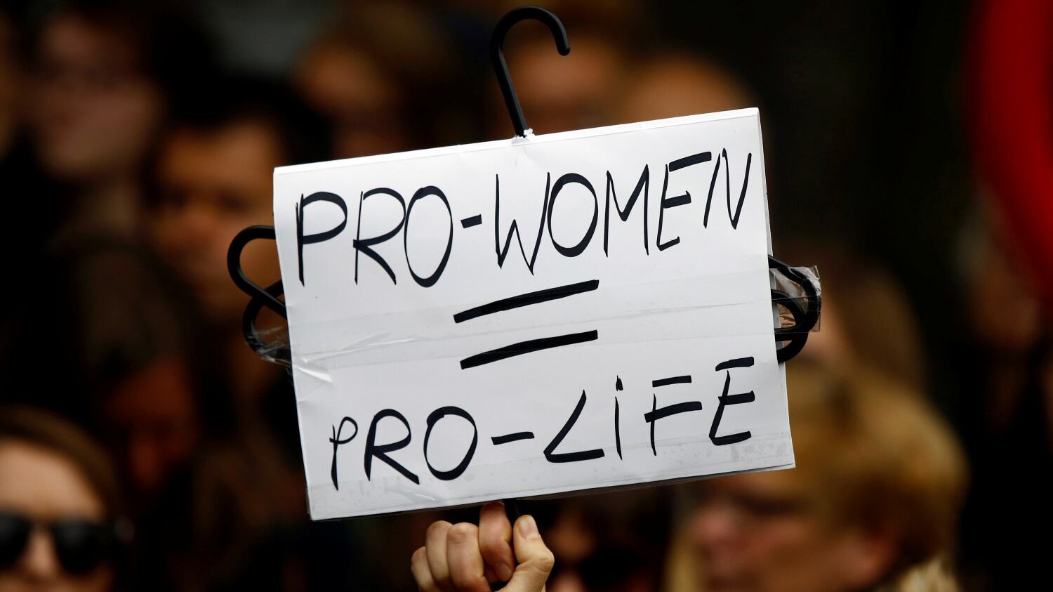 Trump all'ong che fa gli aborti: "Vi concedo i fondi se smettete"
