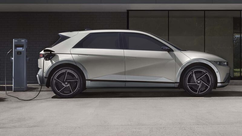 Hyundai Ioniq 5 restyling, guarda tutte le foto 2