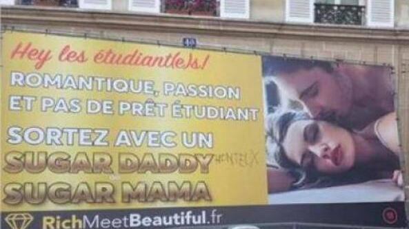 "Incontri fra belle e milionari", polemica a Parigi per il sito di incontri