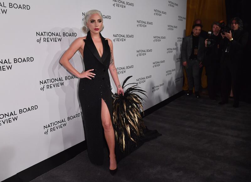 Lady Gaga sexy e chic sul red carpet: foto 3